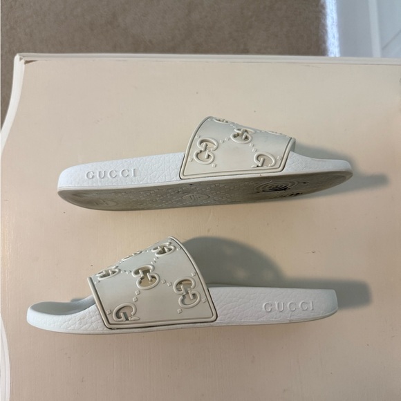 Gucci Slide Sandals - Picture 3 of 8